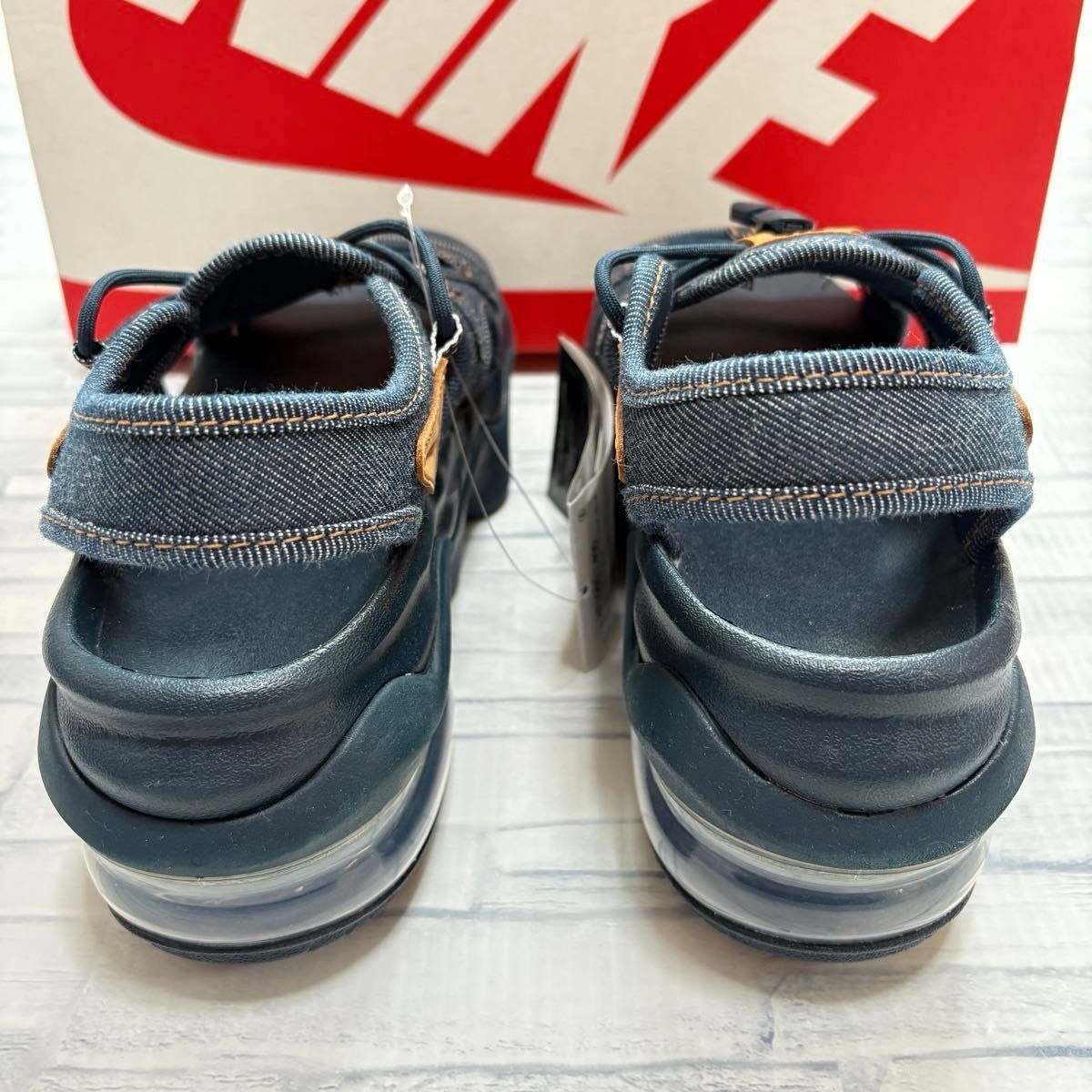 NIKE WMNS AIR MAX KOKO SE NIKE WMNS AIR MAX KOKO SE