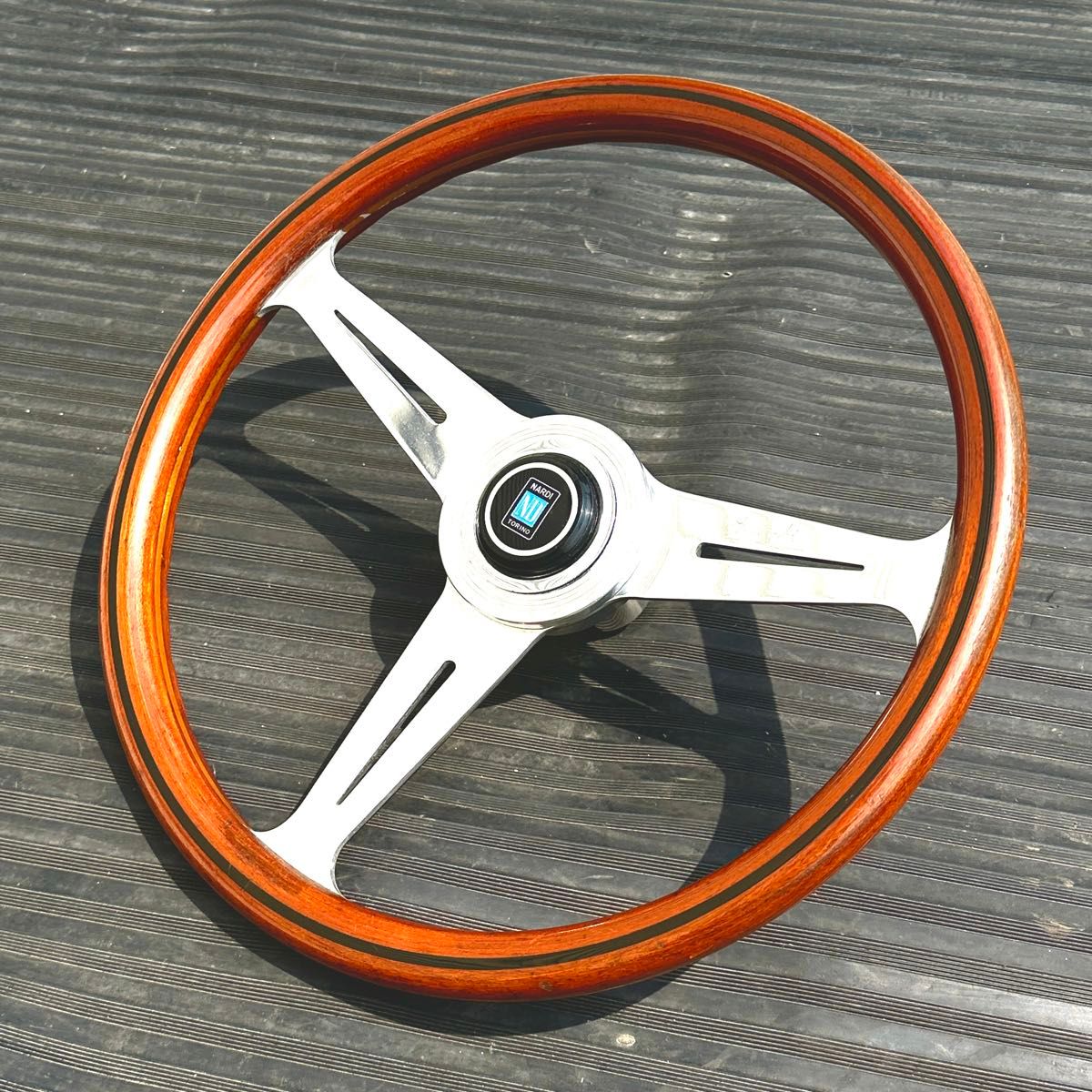 ナルディクラシック NARDI ウッドステアリング ローバーミニ ナルディクラシック NARDI ウッドステアリング ローバーミニ