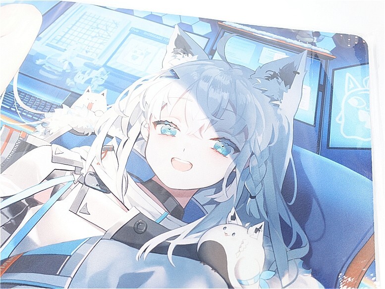 白上フブキ 活動4周年記念 ラバーマット&カードスリーブ 未使用 白上フブキ 活動4周年記念 ラバーマット&カードスリーブ 未使用