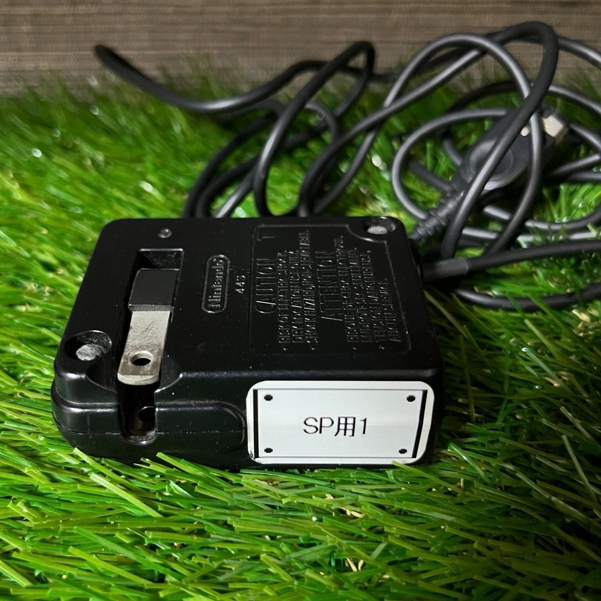 動作確認済み ゲームボーイアドバンスsp 本体 充電器付 箱付 動作確認済み ゲームボーイアドバンスsp 本体 充電器付 箱付