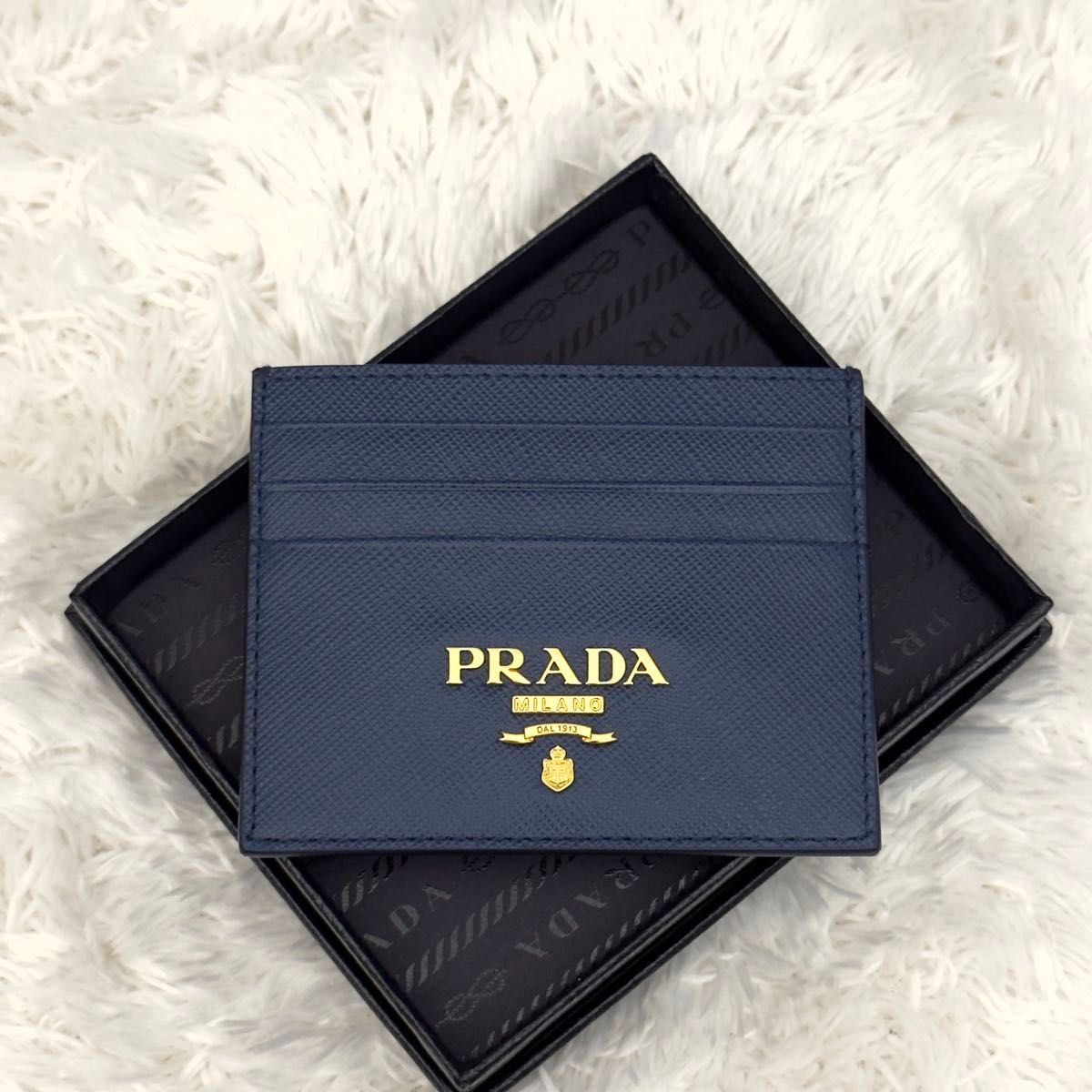 未使用級 RFID内蔵 PRADA プラダ サフィアーノレザー カード 未使用級 RFID内蔵 PRADA プラダ サフィアーノレザー カード