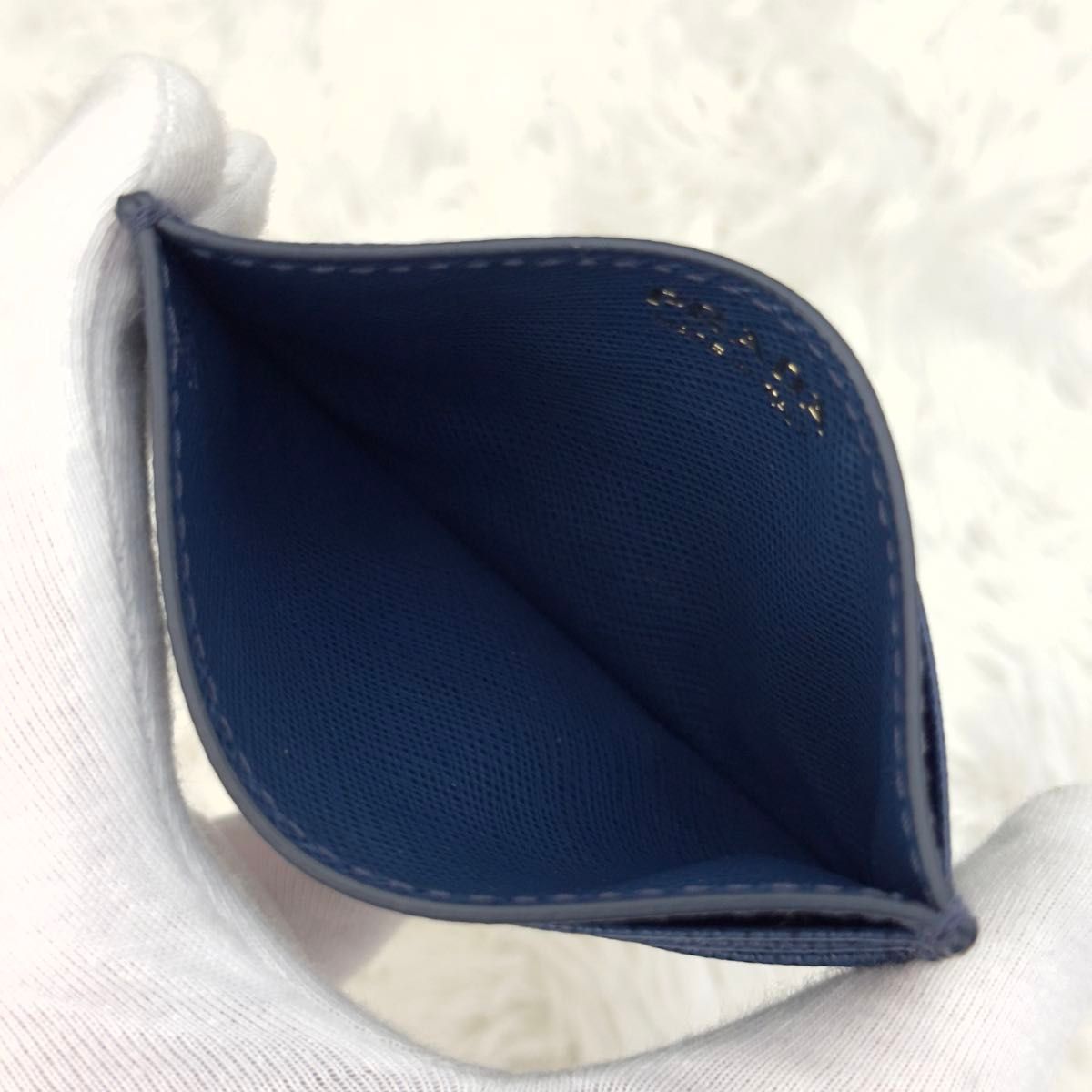 未使用級 RFID内蔵 PRADA プラダ サフィアーノレザー カード 未使用級 RFID内蔵 PRADA プラダ サフィアーノレザー カード