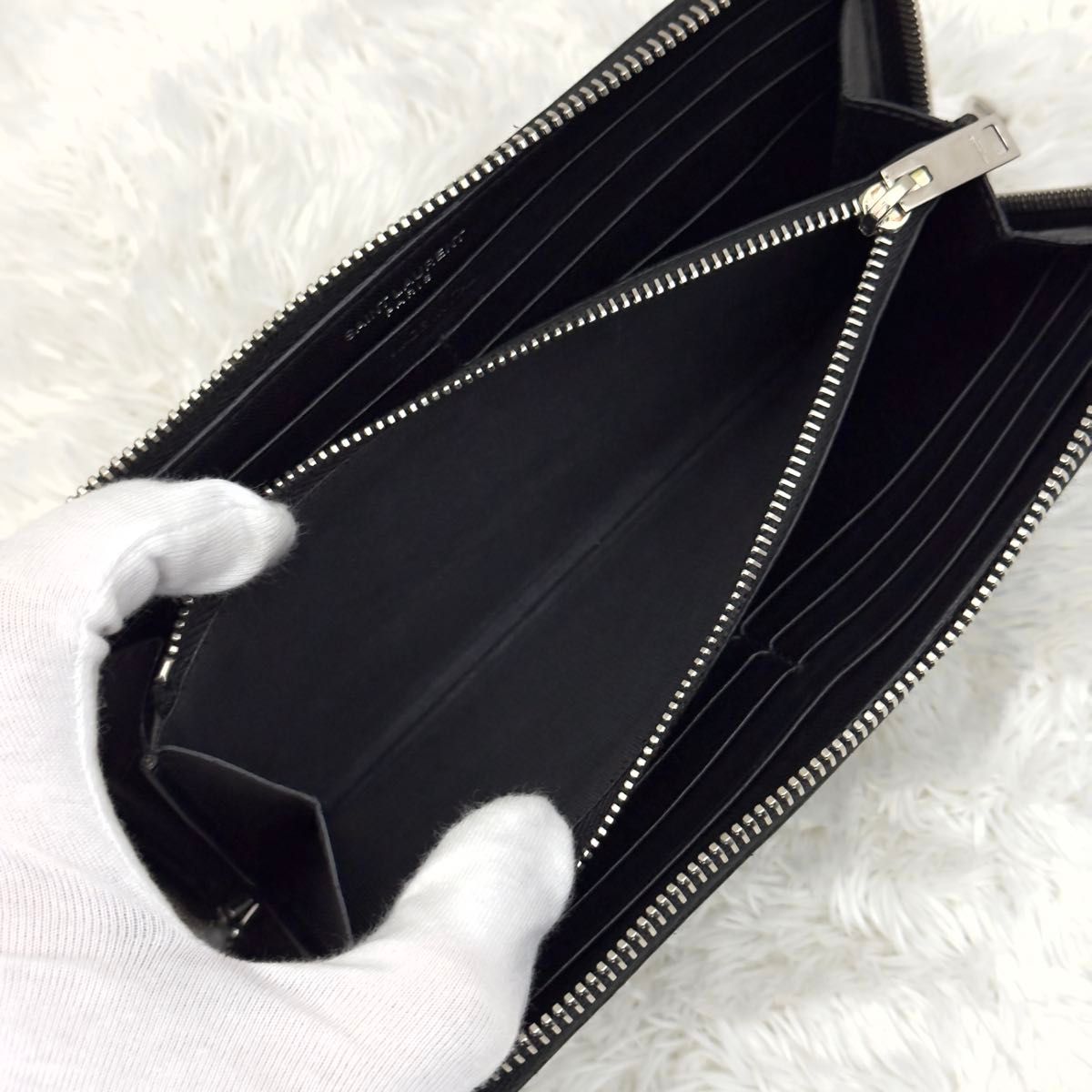 美品 SAINT LAURENT サンローラン カサンドラ 財布 クロコ 美品 SAINT LAURENT サンローラン カサンドラ 財布 クロコ