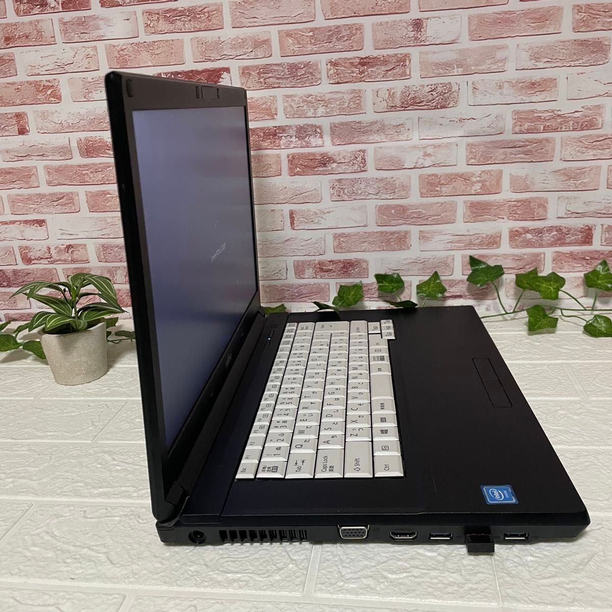 中古富士通500GB メモリ8GB A576/P Win11 Office ノートパソコン 中古富士通500GB メモリ8GB A576/P Win11 Office ノートパソコン