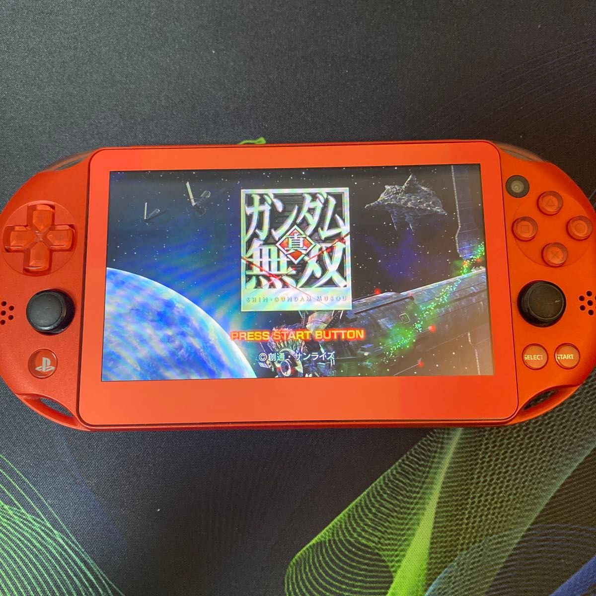PS Vita PCH-2000 ネオン・オレンジ 本体のみPlayStation Vita PS Vita PCH-2000 ネオン・オレンジ 本体のみPlayStation Vita