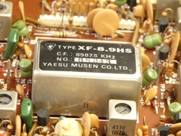  исправно работающий товар. Yaesu FT-101ZD. разборка товар XF-8.9HP,XF-8.9HS,XF-10HW установка сделал основа доска YGK70