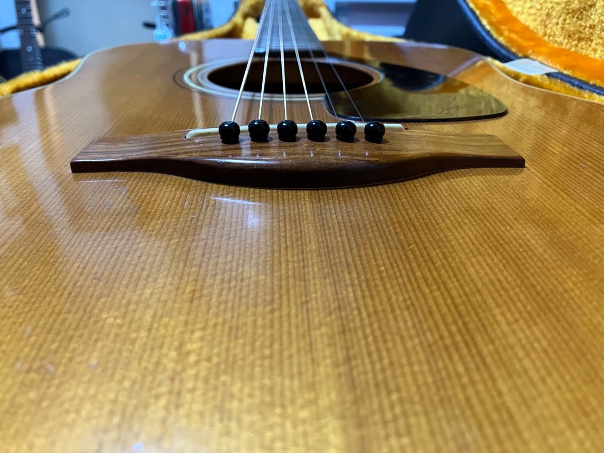 1968年製【最初期赤ラベル】YAMAHA FG180 釣鐘 長体ロゴ 弦高2 8 1968年製【最初期赤ラベル】YAMAHA FG180 釣鐘 長体ロゴ 弦高2 8