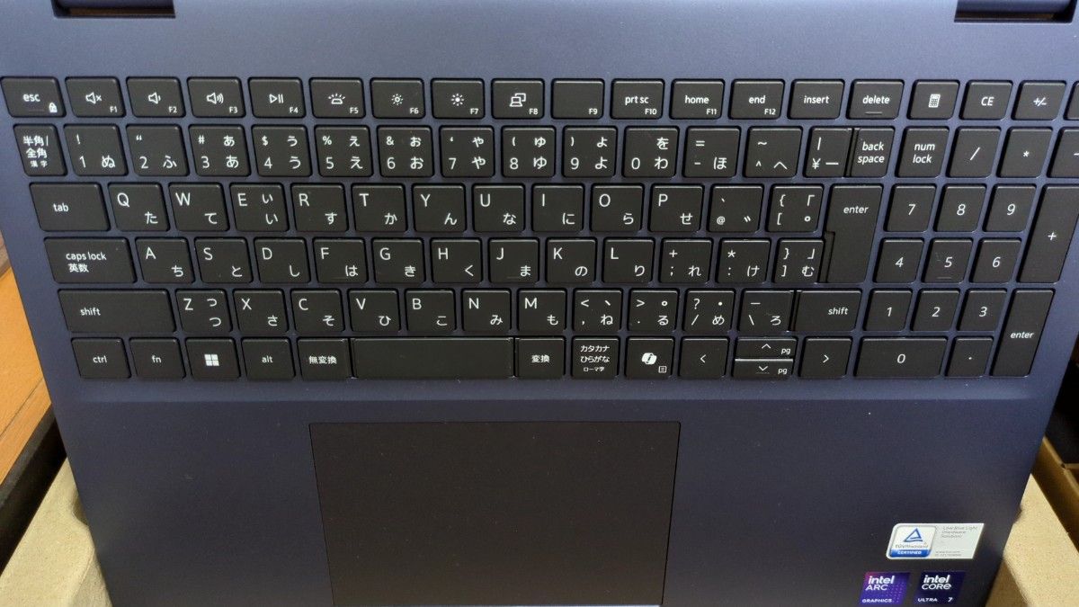 DELL 最新CPU 16インチ 2-in-1ノートパソコン タッチ DELL 最新CPU 16インチ 2-in-1ノートパソコン タッチ