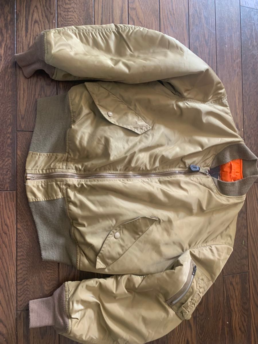 Greenbrier社製 MA-1ジャケット ・ゴールド ・Mサイズ フライト Greenbrier社製 MA-1ジャケット ・ゴールド ・Mサイズ フライト