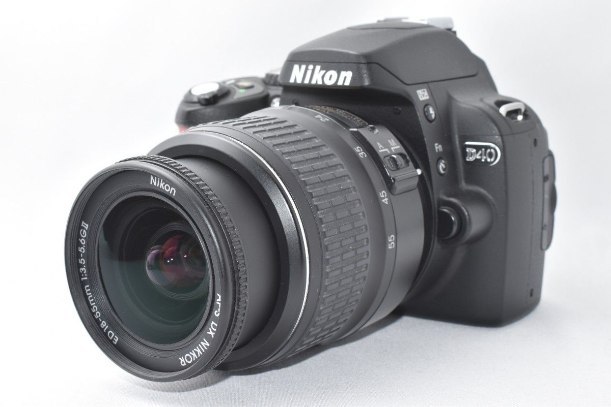 美品】シャッター回数3500回 Nikon D40 ブラック バッグ付き 美品】シャッター回数3500回 Nikon D40 ブラック バッグ付き