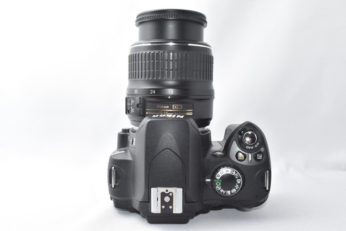 美品】シャッター回数3500回 Nikon D40 ブラック バッグ付き 美品】シャッター回数3500回 Nikon D40 ブラック バッグ付き