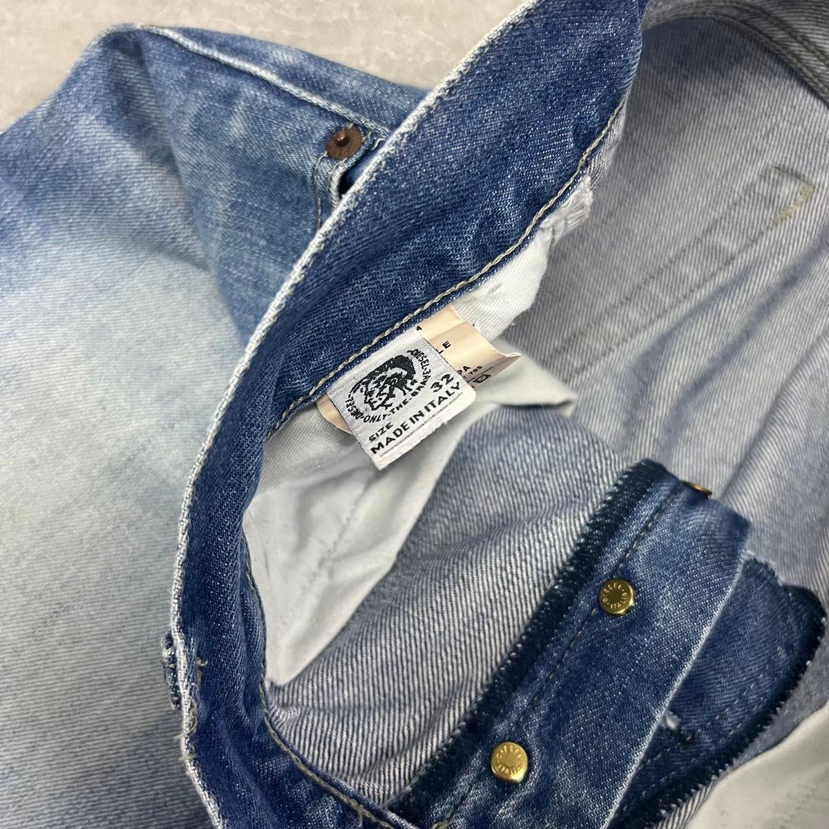 Old DieselディーゼルデニムジーンズW32鬼ひげヒゲヴィンテージ Old DieselディーゼルデニムジーンズW32鬼ひげヒゲヴィンテージ