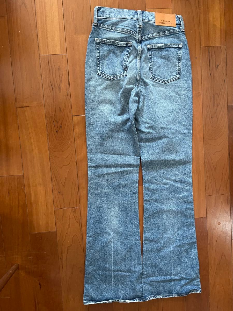 希少 MOUSSY MVS flare(L) blue 27インチ ロング丈 ECサイトは 希少 MOUSSY MVS flare(L) blue 27インチ ロング丈 ECサイトは