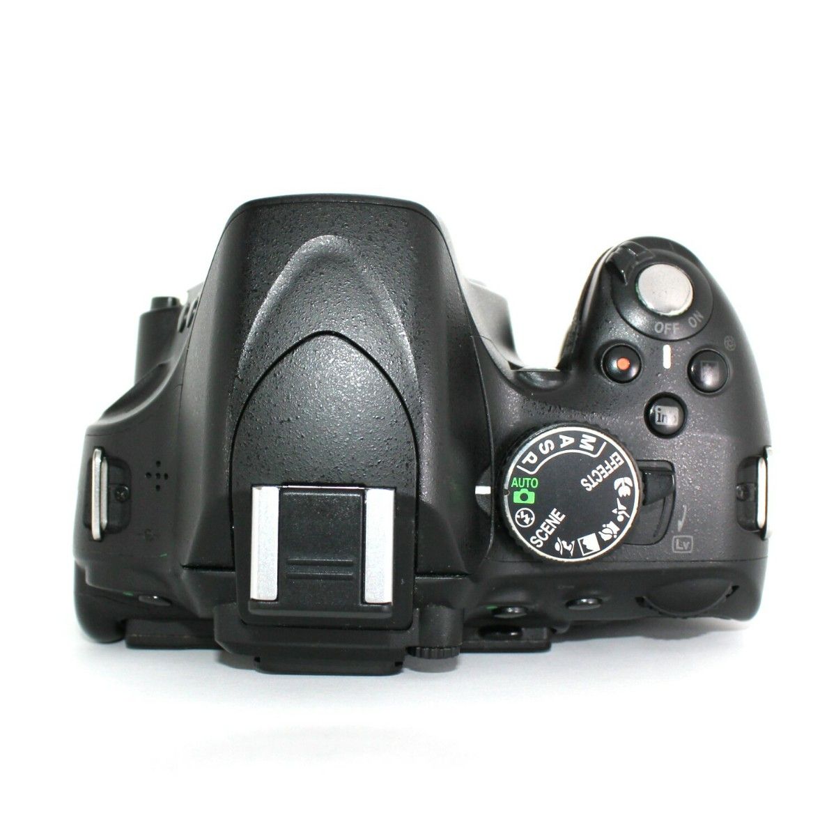 Nikon D5100 デジタル一眼レフカメラ ボディー 難あり完動品 Nikon D5100 デジタル一眼レフカメラ ボディー 難あり完動品