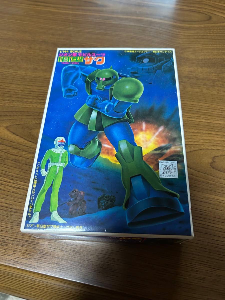 機動戦士ガンダム 旧キット ガンプラ 旧型ザク バンザイマーク 機動戦士ガンダム 旧キット ガンプラ 旧型ザク バンザイマーク