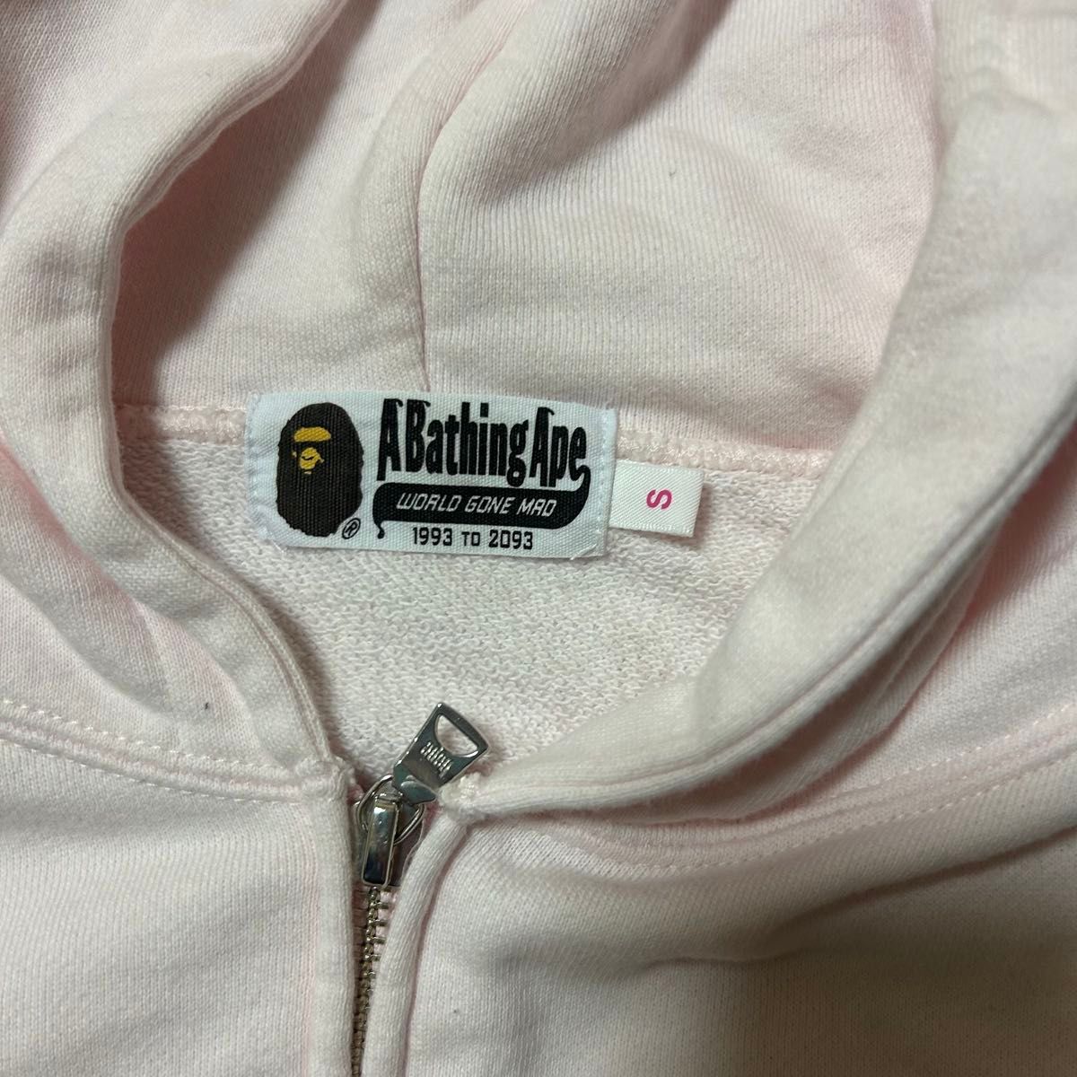 A BATHING APE ピンク ショート丈ジップアップパーカー|Yahoo A BATHING APE ピンク ショート丈ジップアップパーカー|Yahoo