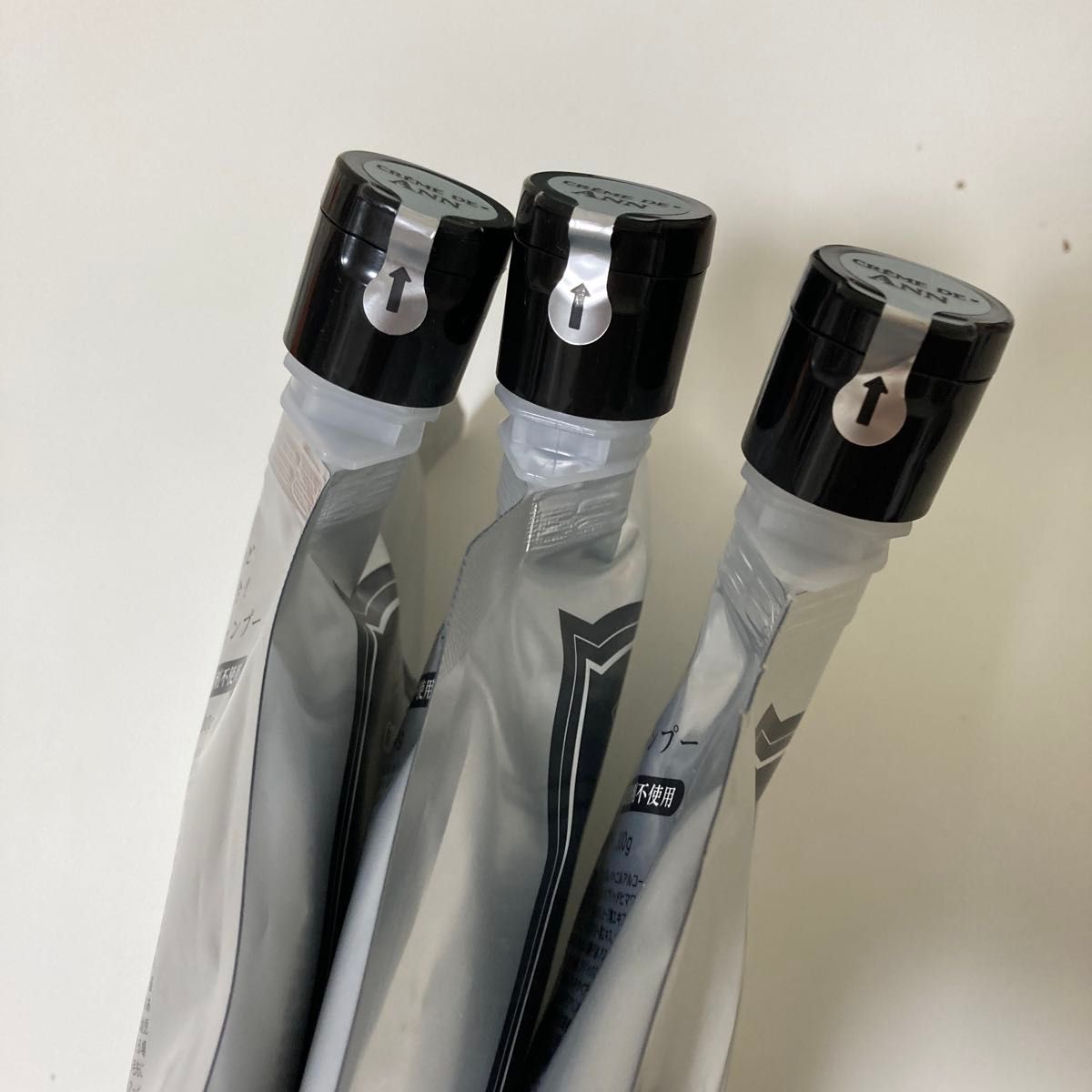 クレムドアン ブラッククリームシャンプー 300g 未使用3個セット クレムドアン ブラッククリームシャンプー 300g 未使用3個セット