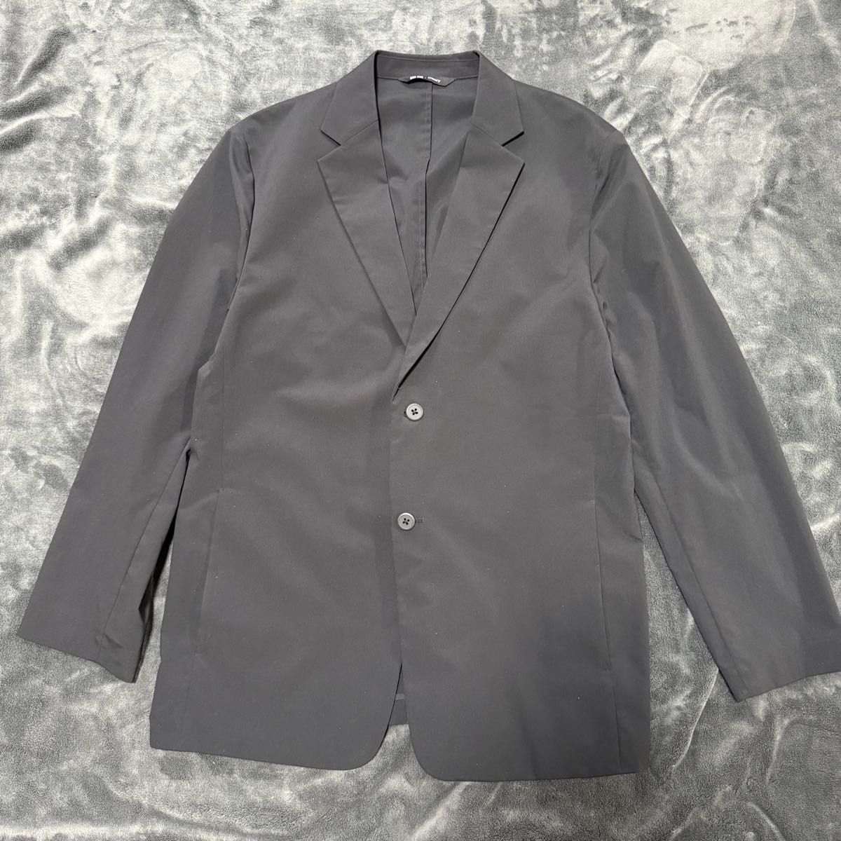 美品 UNIQLO ユニクロ theory セオリー 感動ジャケット 黒 XL 美品 UNIQLO ユニクロ theory セオリー 感動ジャケット 黒 XL