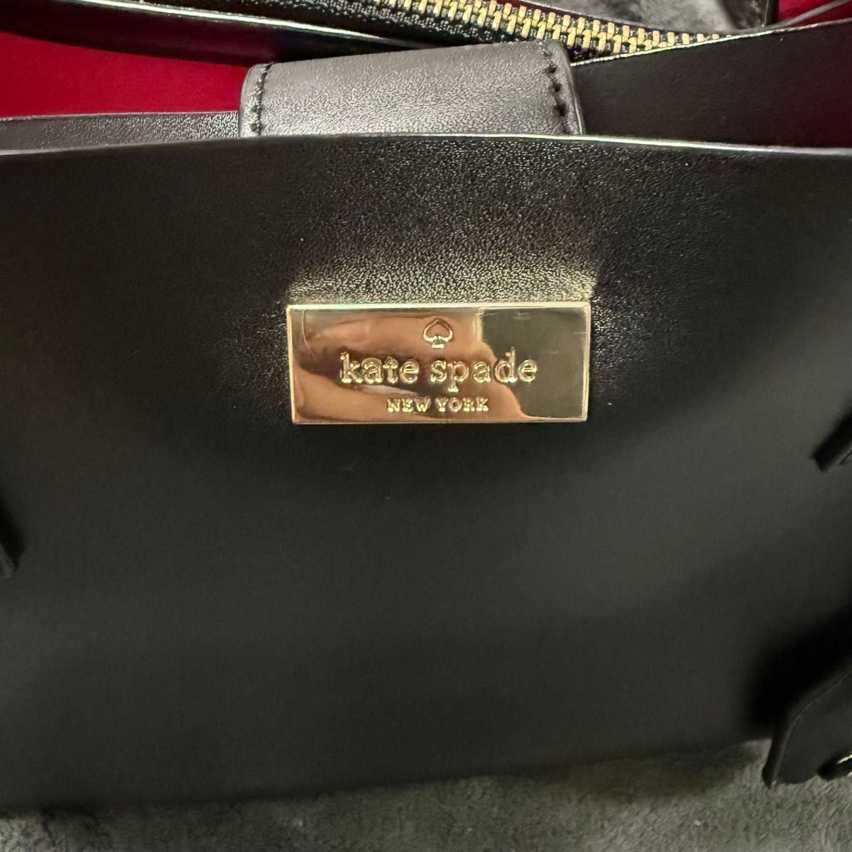 美品 kate spade A4 大容量 レザー 2WAY トートバッグ 黒 美品 kate spade A4 大容量 レザー 2WAY トートバッグ 黒