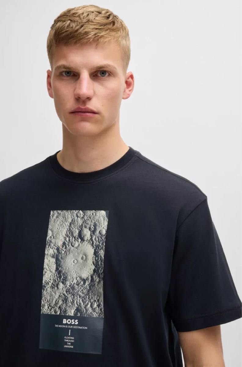 HUGO BOSS 未使用メンズ tシャツ Mネイビー (国内定価¥14 300 HUGO BOSS 未使用メンズ tシャツ Mネイビー (国内定価¥14 300