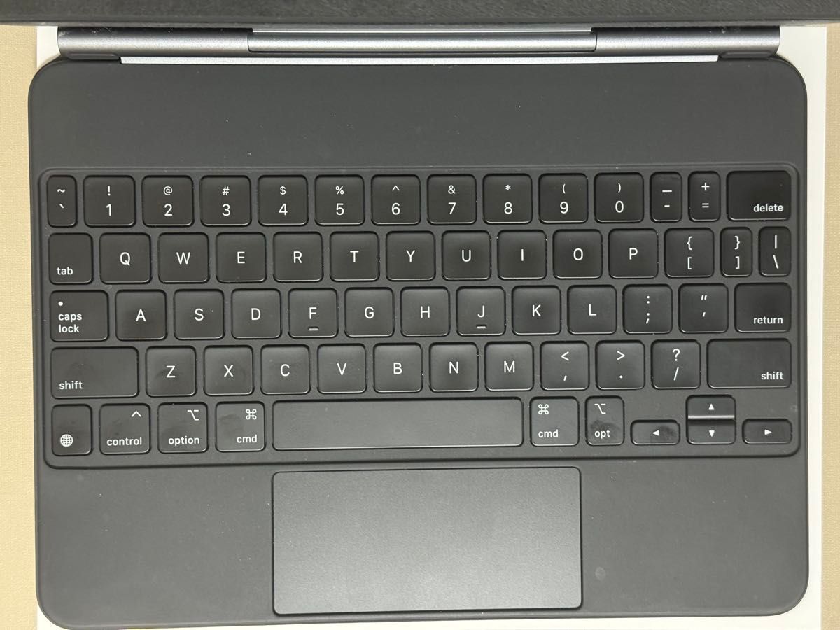 iPad 11インチ Magic Keyboard MXQU2LL/A US配列|Yahoo!フリマ iPad 11インチ Magic Keyboard MXQU2LL/A US配列|Yahoo!フリマ