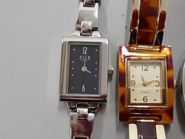 0404T86 ジャンク品 腕時計 おまとめ6点 renoma ELLE など ※動作 0404T86 ジャンク品 腕時計 おまとめ6点 renoma ELLE など ※動作