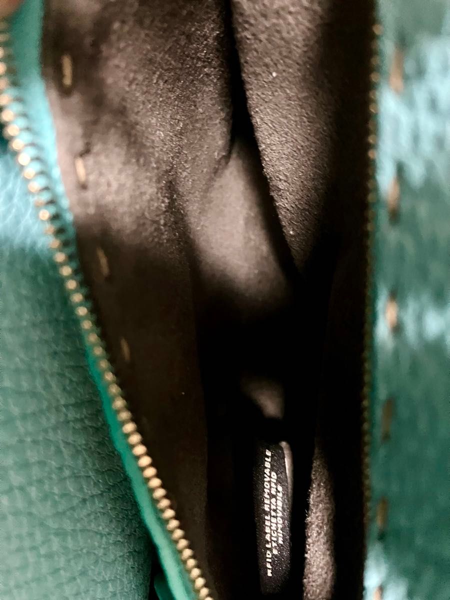 超美品 FENDI フェンディ ピーカブー セレリア エッセンシャリー 超美品 FENDI フェンディ ピーカブー セレリア エッセンシャリー