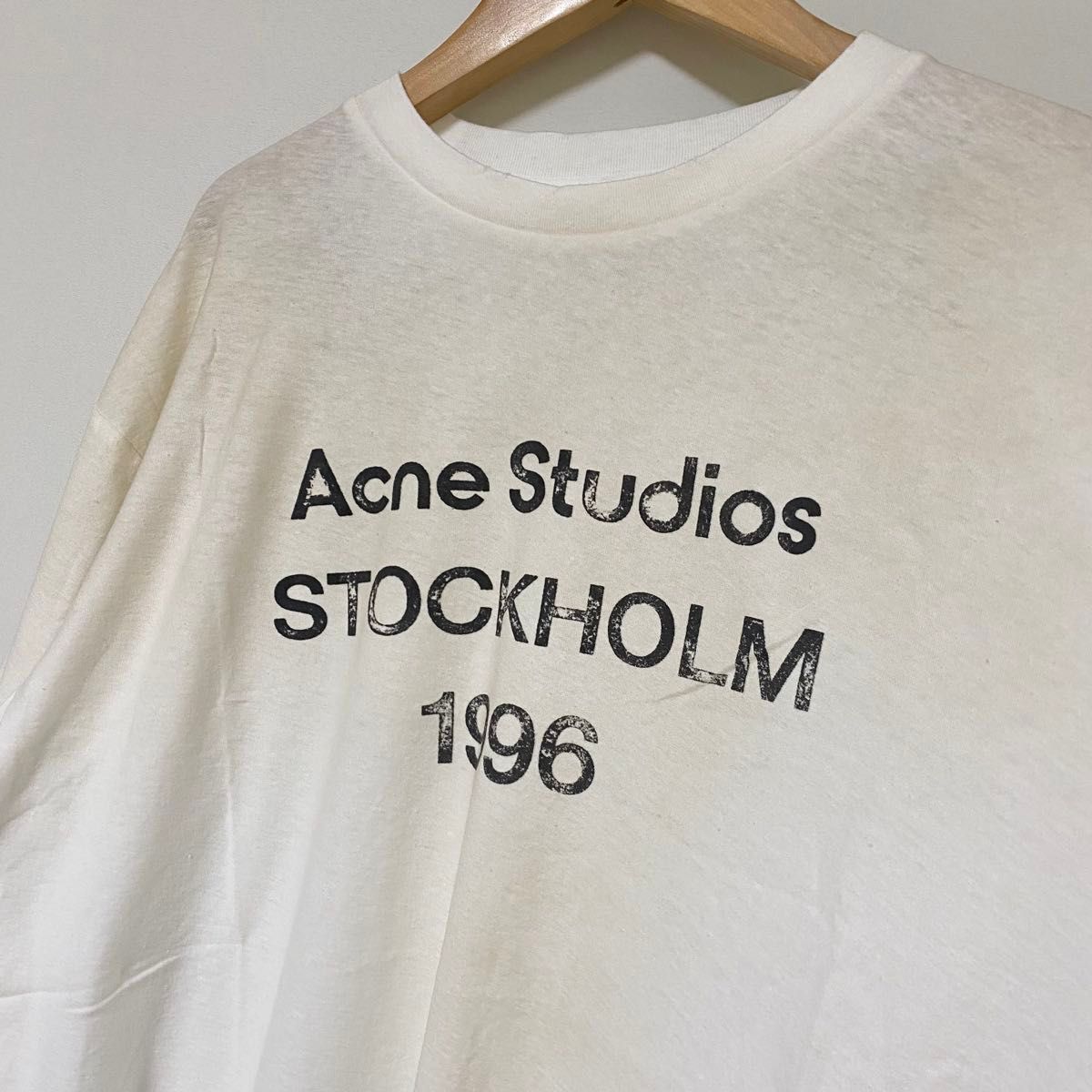 即日発送【新品】Acne Studios STOCKHOLM 1996 ロングスリーブT 即日発送【新品】Acne Studios STOCKHOLM 1996 ロングスリーブT