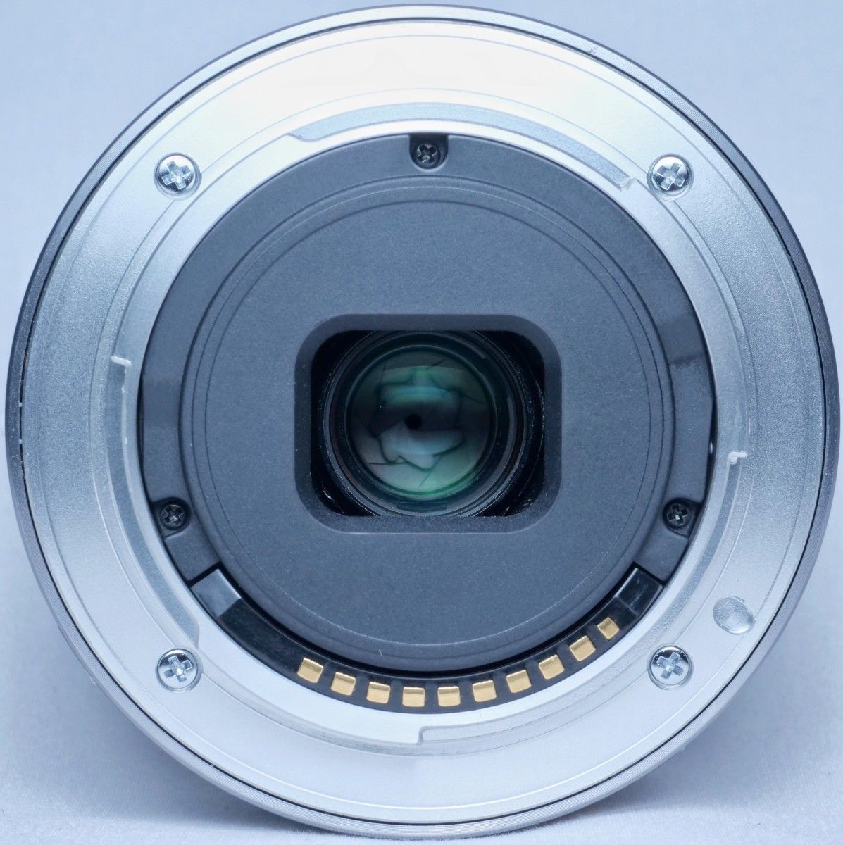 美品 ソニー E16mm F2 8 Eマウント SEL16F28 SONY 単焦点レンズ 美品 ソニー E16mm F2 8 Eマウント SEL16F28 SONY 単焦点レンズ