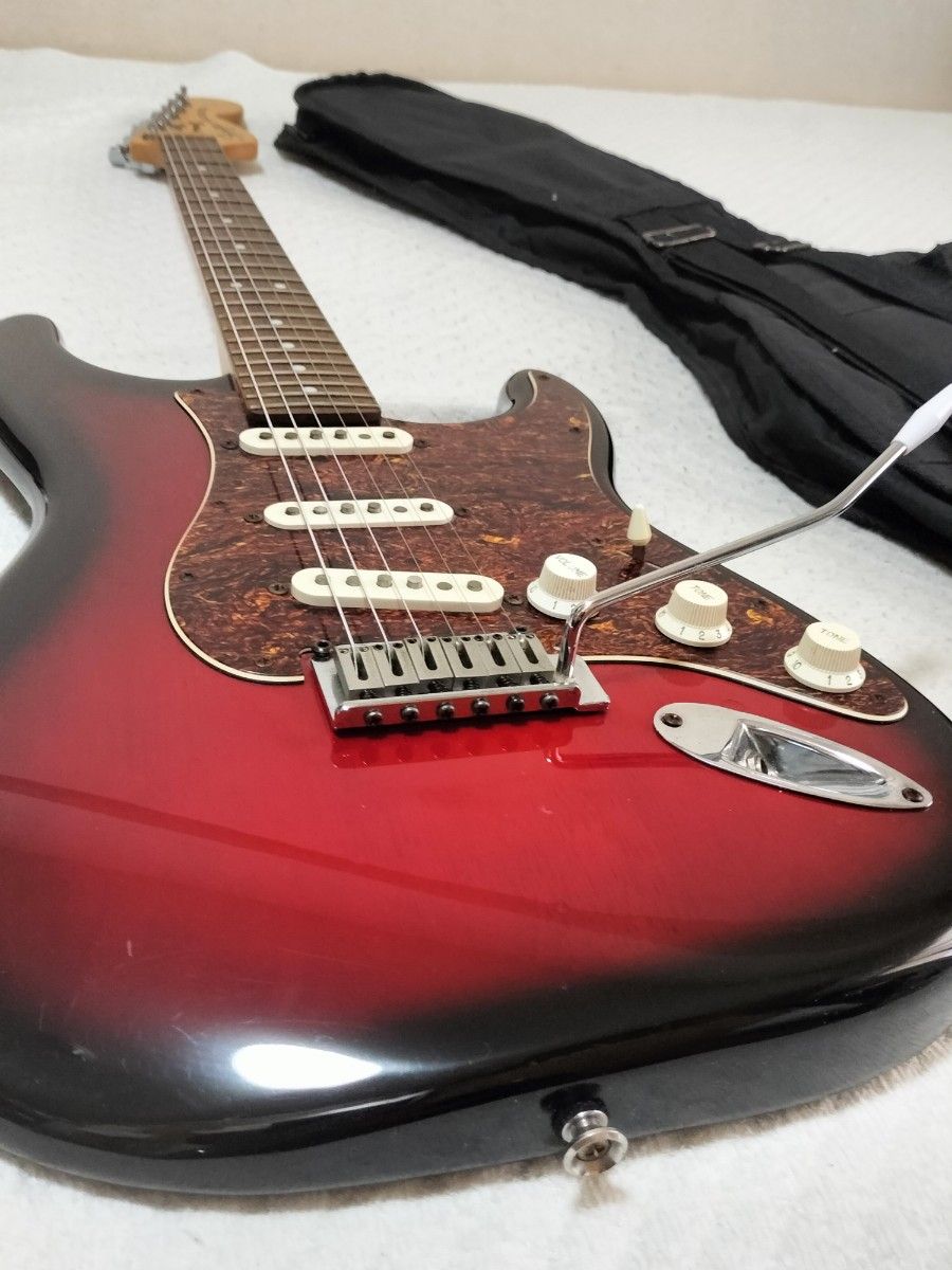 Squier スクワイヤー ストラト Standard ケース付オマケ多数 Squier スクワイヤー ストラト Standard ケース付オマケ多数
