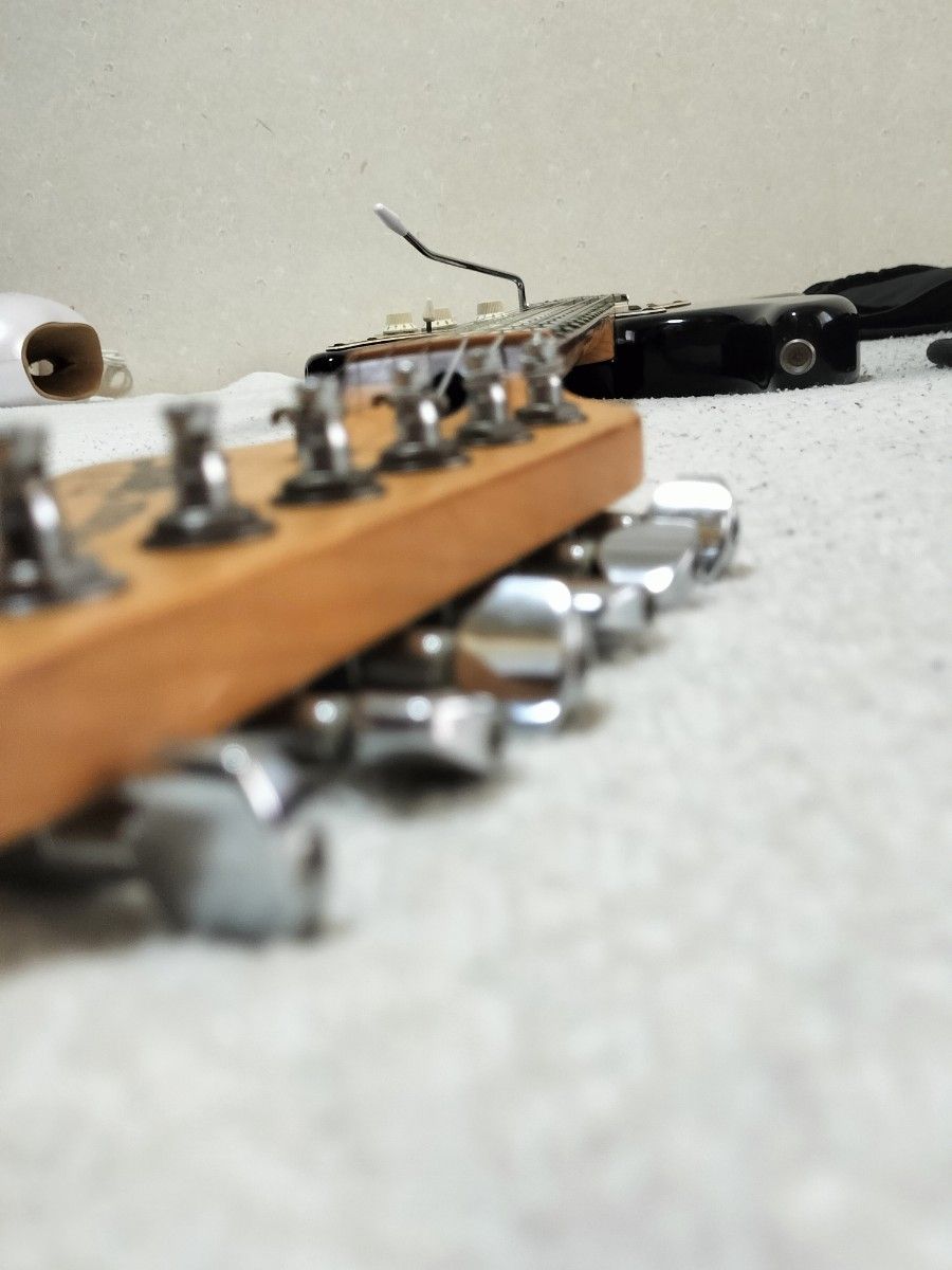 Squier スクワイヤー ストラト Standard ケース付オマケ多数 Squier スクワイヤー ストラト Standard ケース付オマケ多数