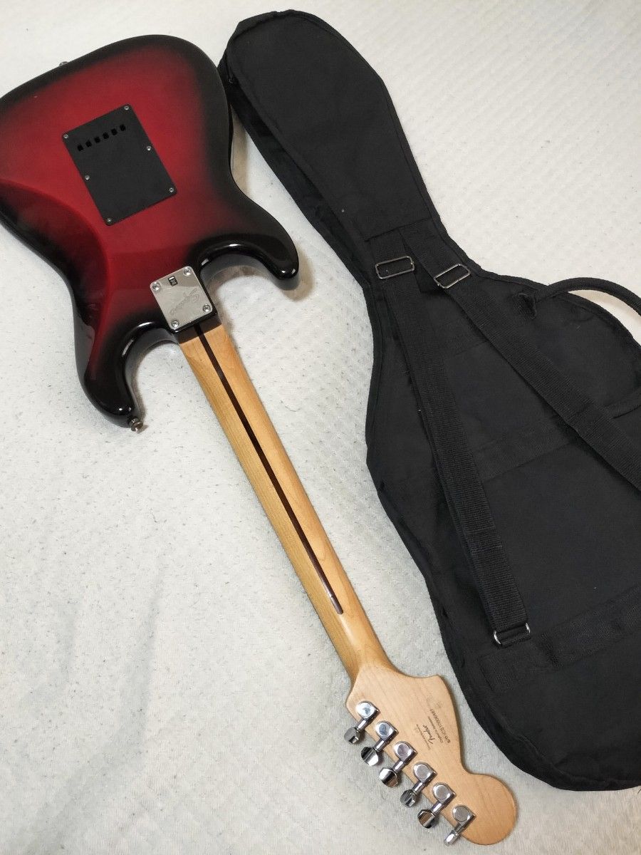 Squier スクワイヤー ストラト Standard ケース付オマケ多数 Squier スクワイヤー ストラト Standard ケース付オマケ多数