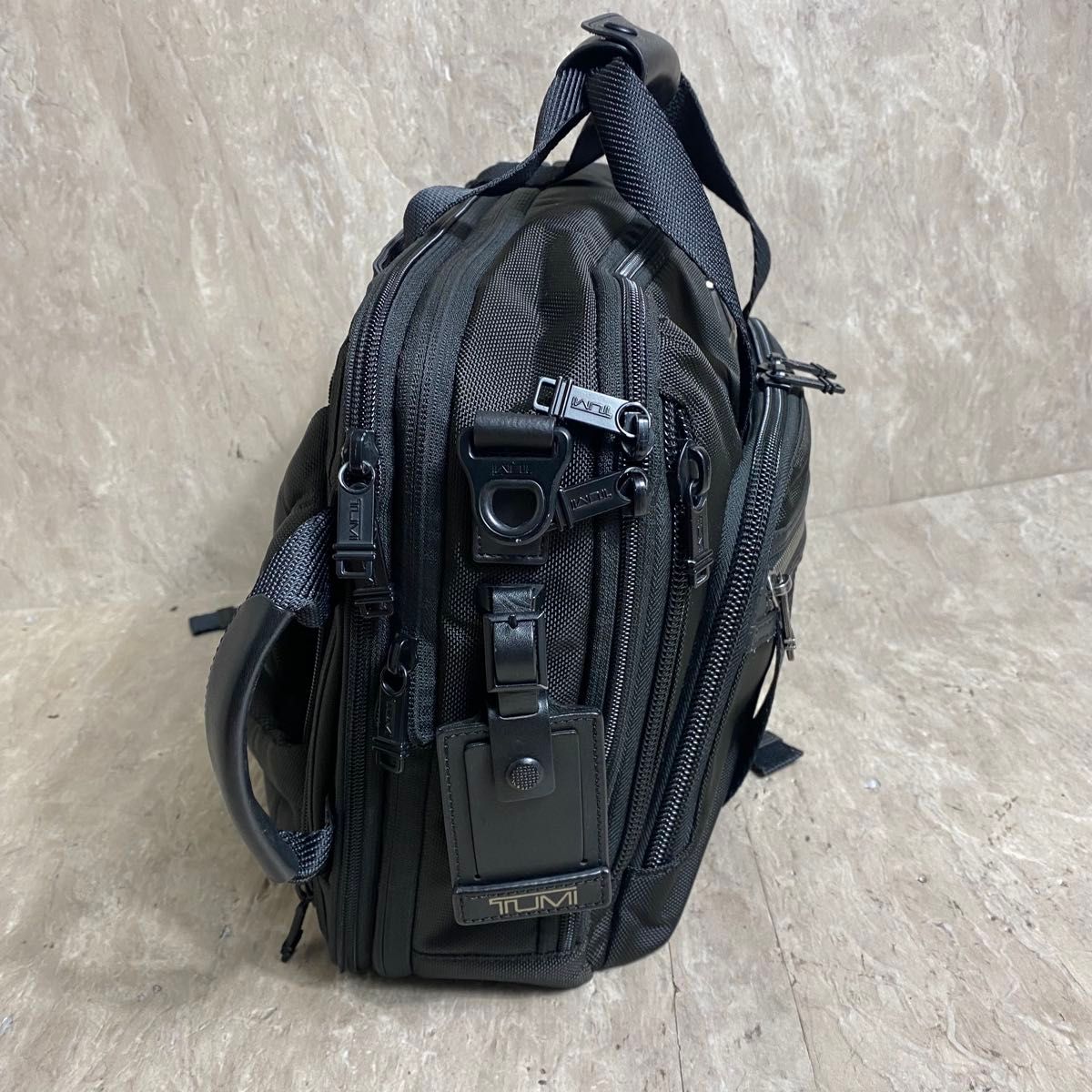 未使用級美品 TUMI ALPHA BRAVO MURRAY 3way ビジネスバッグ 未使用級美品 TUMI ALPHA BRAVO MURRAY 3way ビジネスバッグ