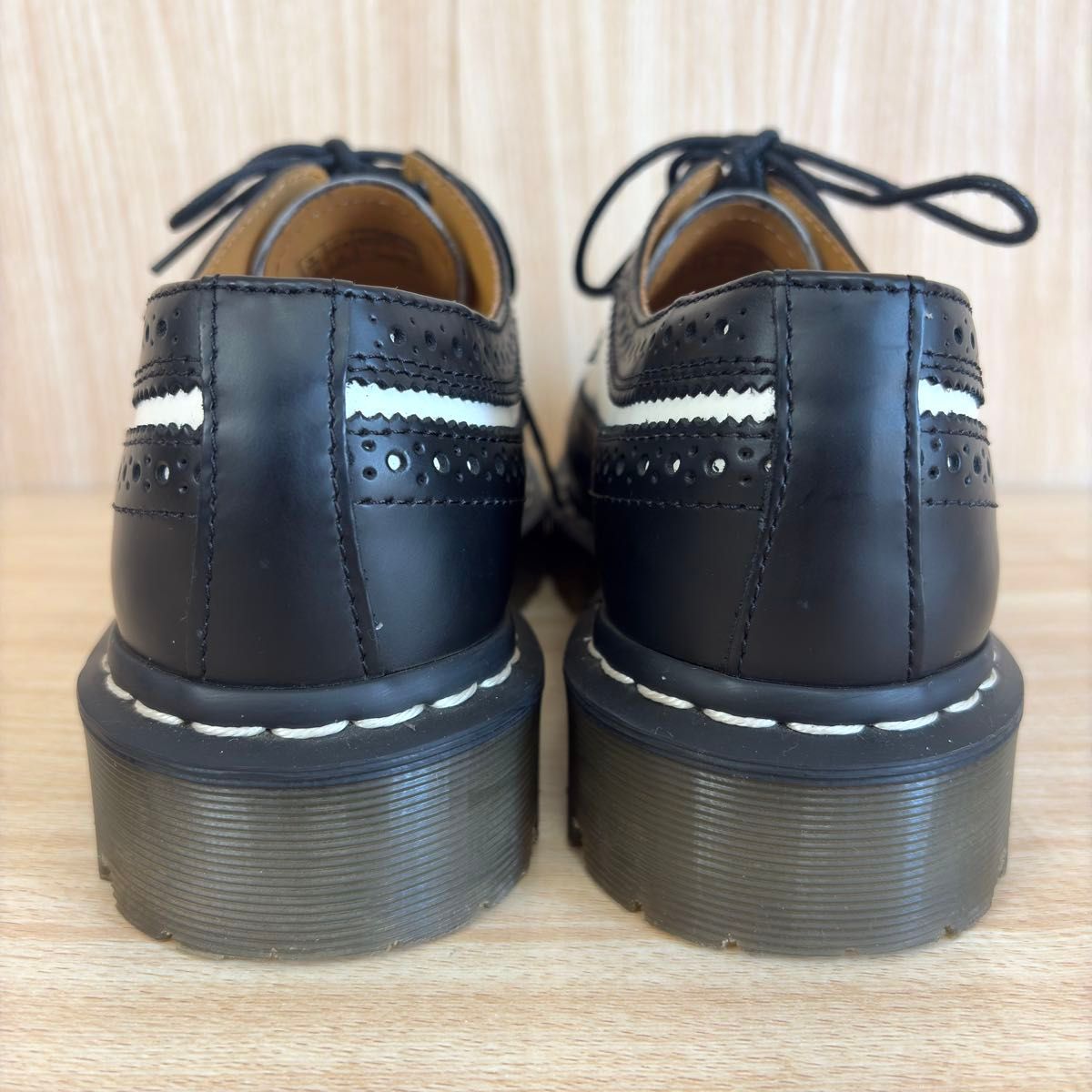 美品 大人気】Dr Martens ドクターマーチン ウィングチップ 5 美品 大人気】Dr Martens ドクターマーチン ウィングチップ 5