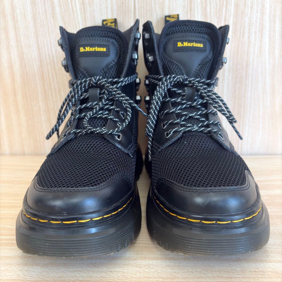 美品】Dr Martens ドクターマーチン TARIK TG 8ホール メッシュ 美品】Dr Martens ドクターマーチン TARIK TG 8ホール メッシュ
