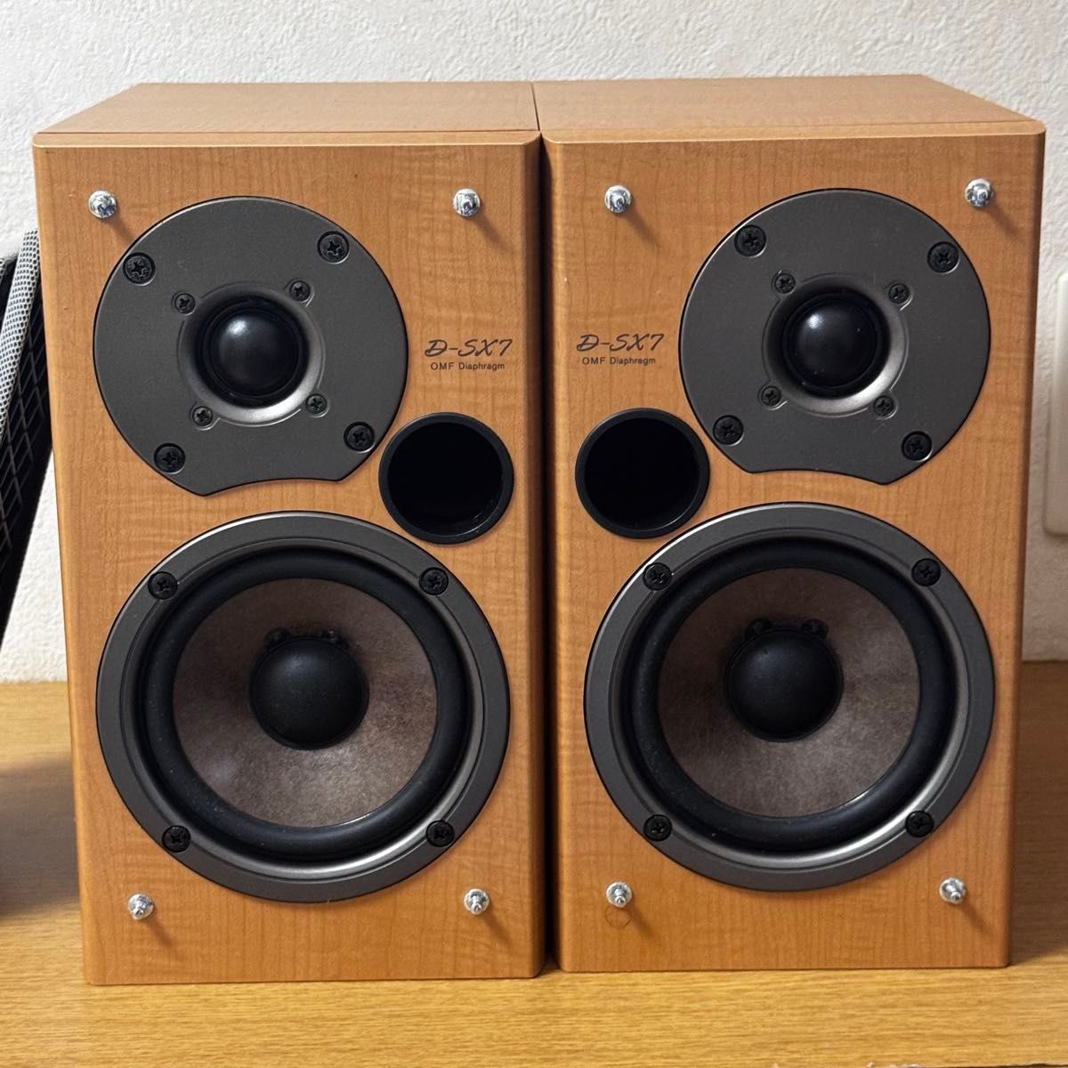 オンキョーONKYO スピーカー D-SX7 ペア(2本セット)|Yahoo オンキョーONKYO スピーカー D-SX7 ペア(2本セット)|Yahoo