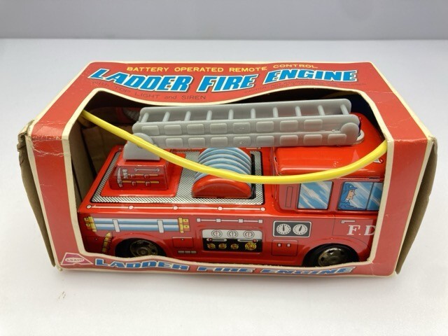 ブリキ おもちゃ まとめて パトカー HIGH WAY PATROL POLICE CAR ブリキ おもちゃ まとめて パトカー HIGH WAY PATROL POLICE CAR