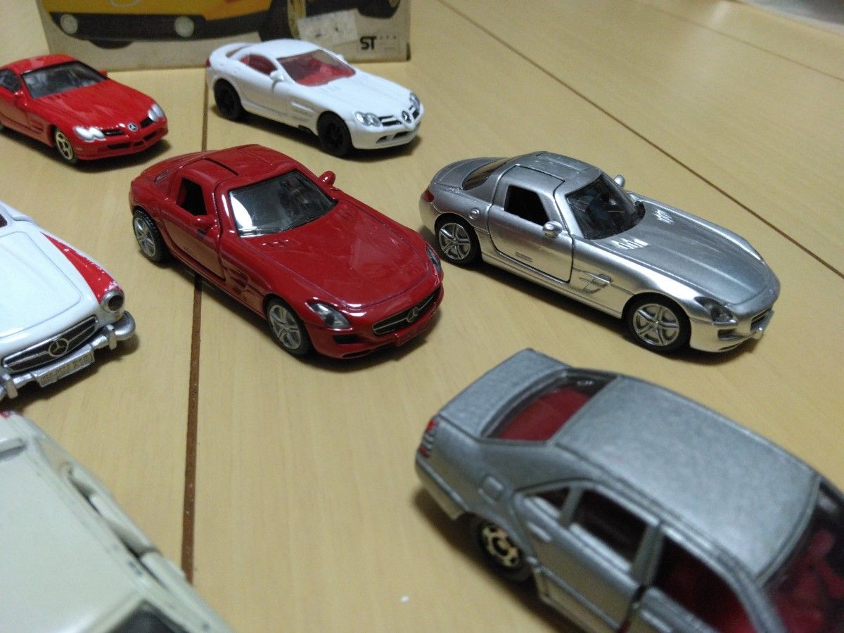 期間限定セール メルセデスベンツ Mercedes-Benz ミニカー 全11 期間限定セール メルセデスベンツ Mercedes-Benz ミニカー 全11