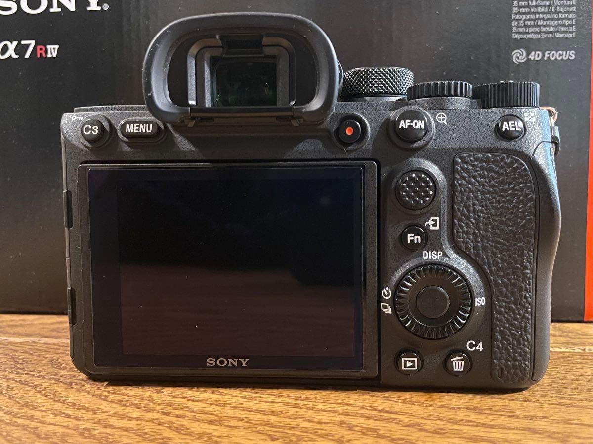 ショット数約5000回 美品 SONY α7RIV ILCE-7RM4 α7R4 保護 ショット数約5000回 美品 SONY α7RIV ILCE-7RM4 α7R4 保護