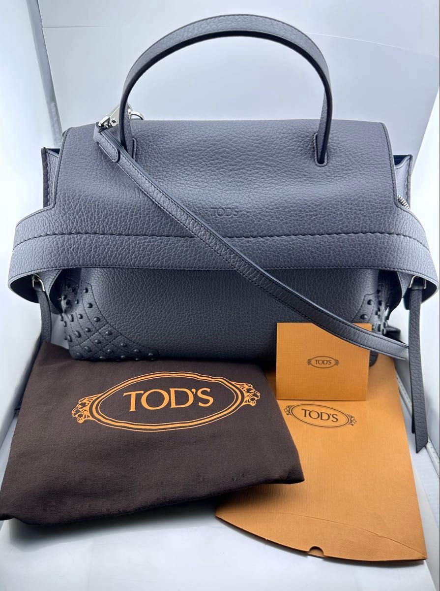 極極超美品】TOD'S ウェーブ 2WAYバッグ ハンド ショルダー 極極超美品】TOD'S ウェーブ 2WAYバッグ ハンド ショルダー