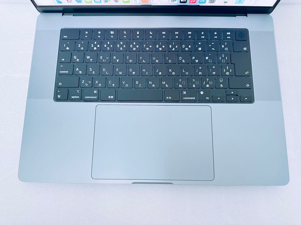 Macbook Pro 2021 M1 Max 32Gb 1Tb 32GPU 16インチ グレー中古品 Macbook Pro 2021 M1 Max 32Gb 1Tb 32GPU 16インチ グレー中古品