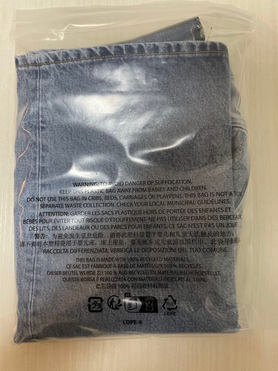 36 Supreme Marithe Francois Girbaud X-Seam Baggy Denim Short 36 Supreme Marithe Francois Girbaud X-Seam Baggy Denim Short