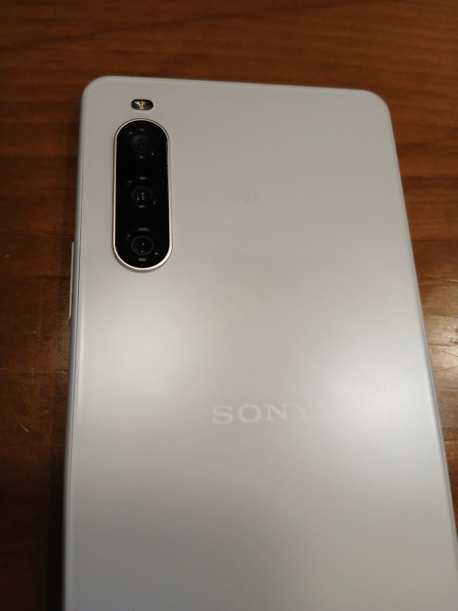 SONY Xperia SIMフリー ホワイト白 10 IVドコモdocomo版 SO-52C SONY Xperia SIMフリー ホワイト白 10 IVドコモdocomo版 SO-52C