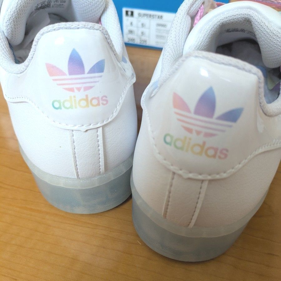 完売 新品 adidas アディダス SUPERSTAR スーパースター WHITE 完売 新品 adidas アディダス SUPERSTAR スーパースター WHITE