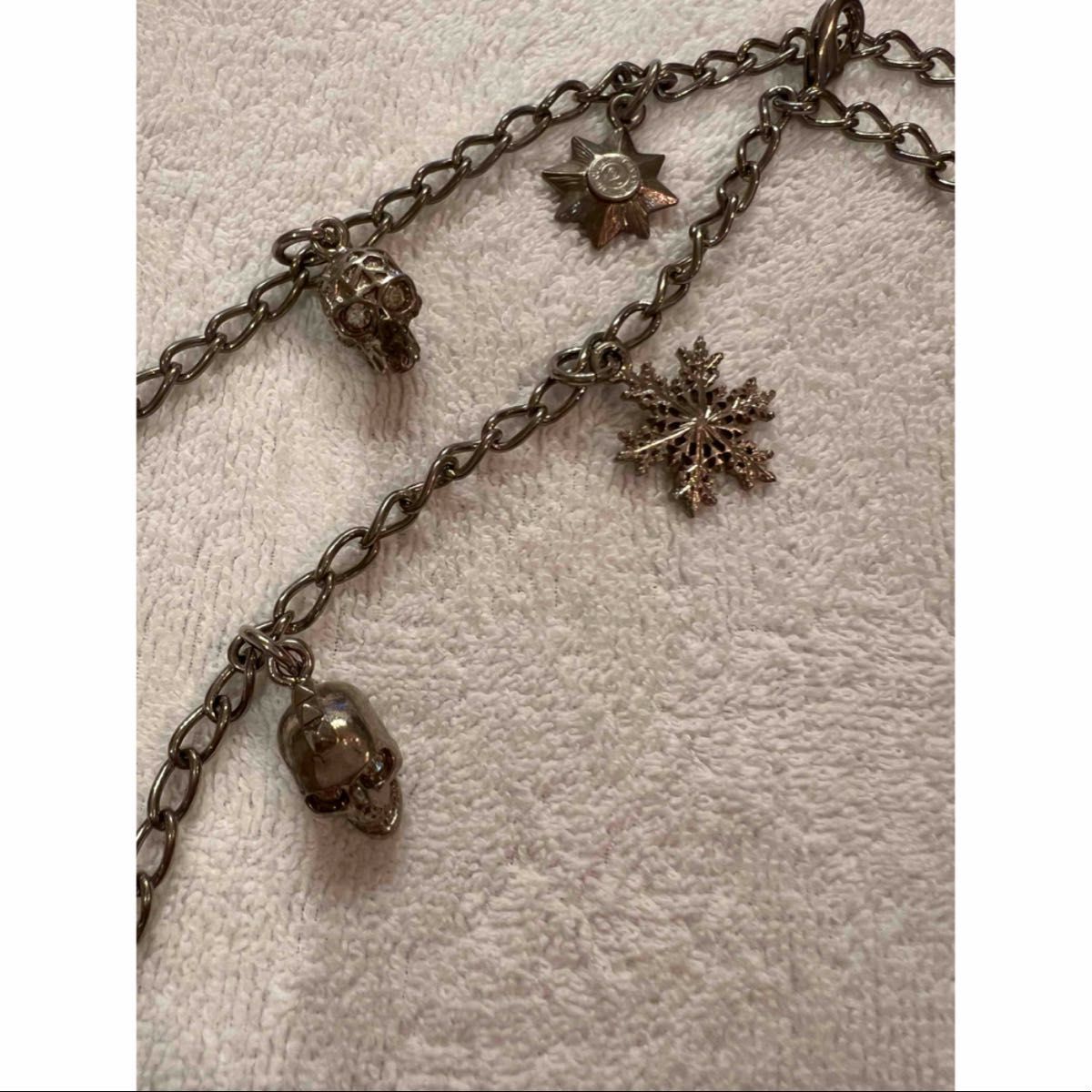 アレキサンダーマックイーンAlexanderMcQueen ロングネックレス アレキサンダーマックイーンAlexanderMcQueen ロングネックレス