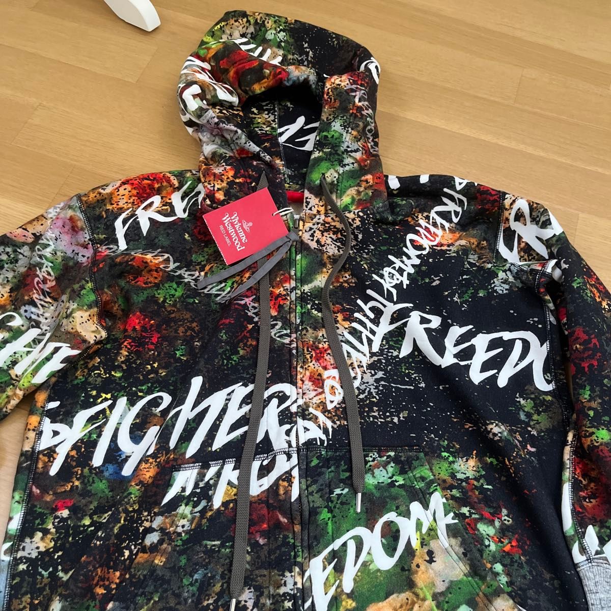 ヴィヴィアンウエストウッド Vivienne Westwood 新品 フラワー ヴィヴィアンウエストウッド Vivienne Westwood 新品 フラワー