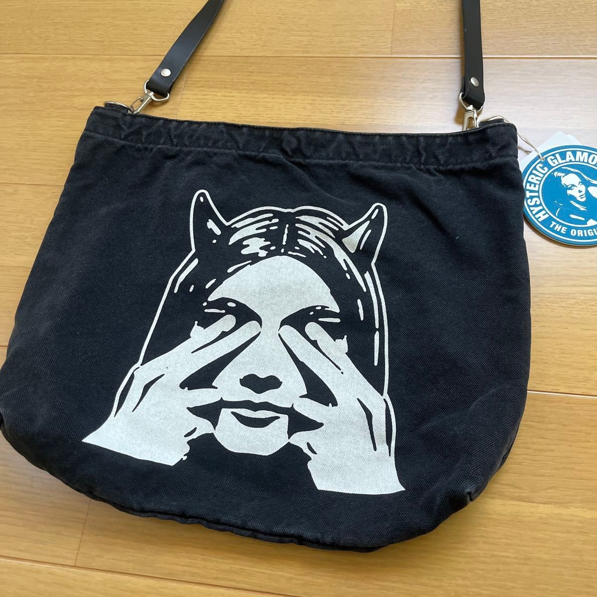 ヒステリックグラマー HYSTERIC GLAMOR 新品 スタッズ ヒステリックグラマー HYSTERIC GLAMOR 新品 スタッズ