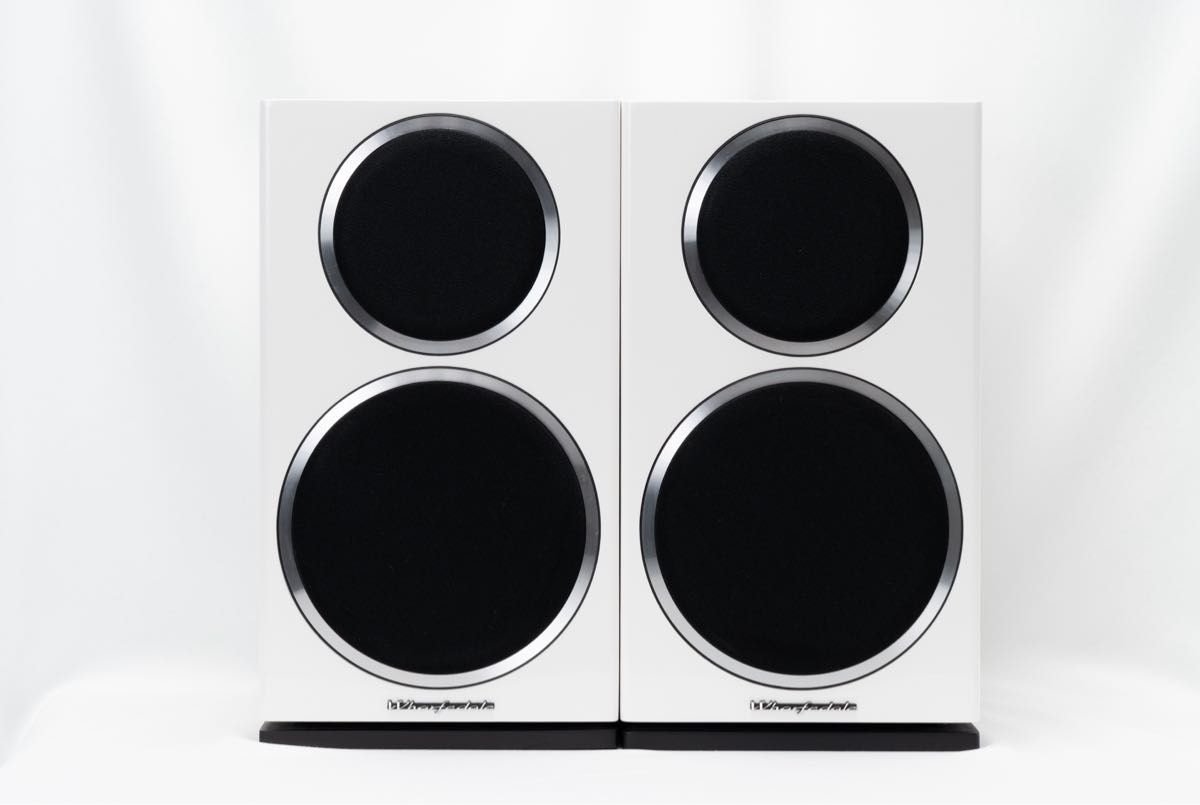 動作品 Wharfedale DIAMOND 220 White 希少ホワイト ペア 動作品 Wharfedale DIAMOND 220 White 希少ホワイト ペア