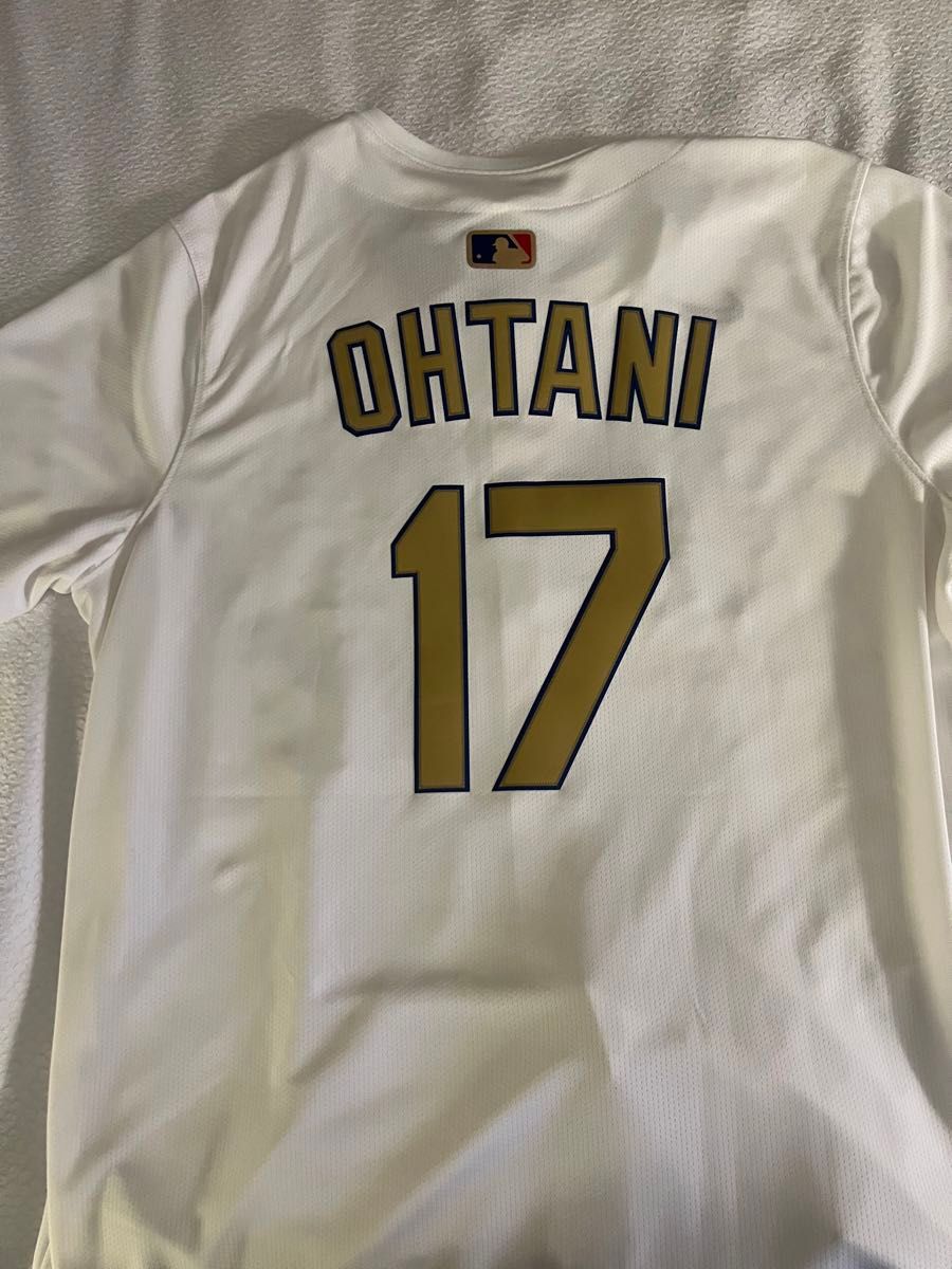 正規品】大谷翔平選手 ドジャースユニフォーム ゴールド 正規品】大谷翔平選手 ドジャースユニフォーム ゴールド