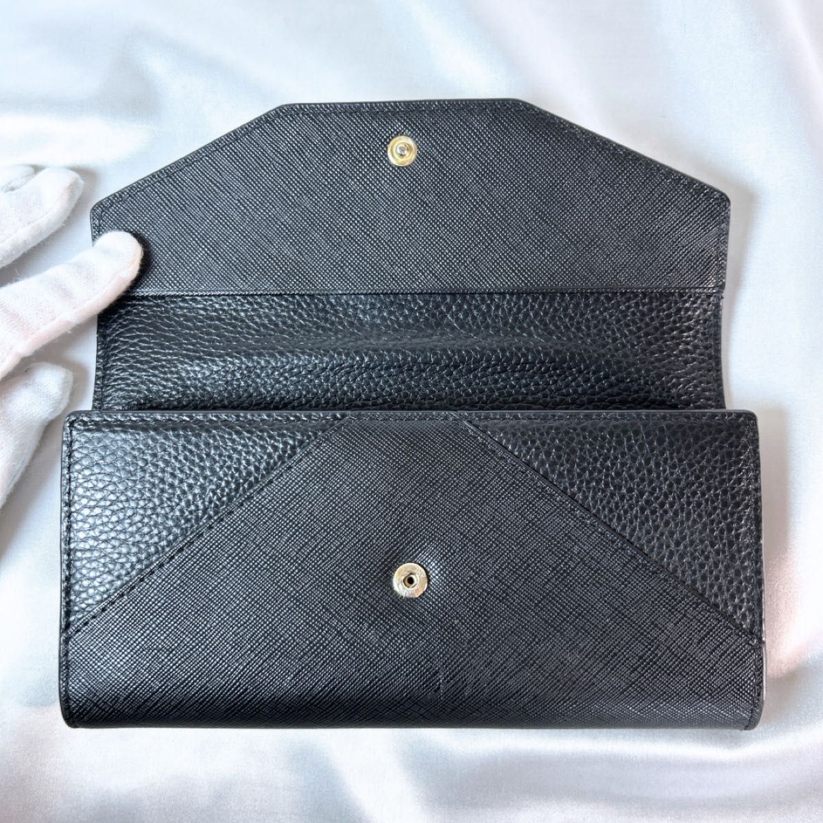 Vivienne Westwood ヴィヴィアンウエストウッド 三つ折り 長財布 Vivienne Westwood ヴィヴィアンウエストウッド 三つ折り 長財布